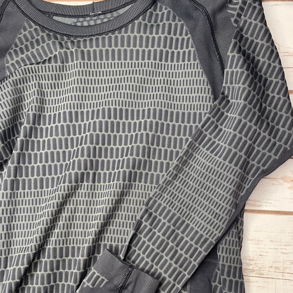 LULULEMON long sleeve